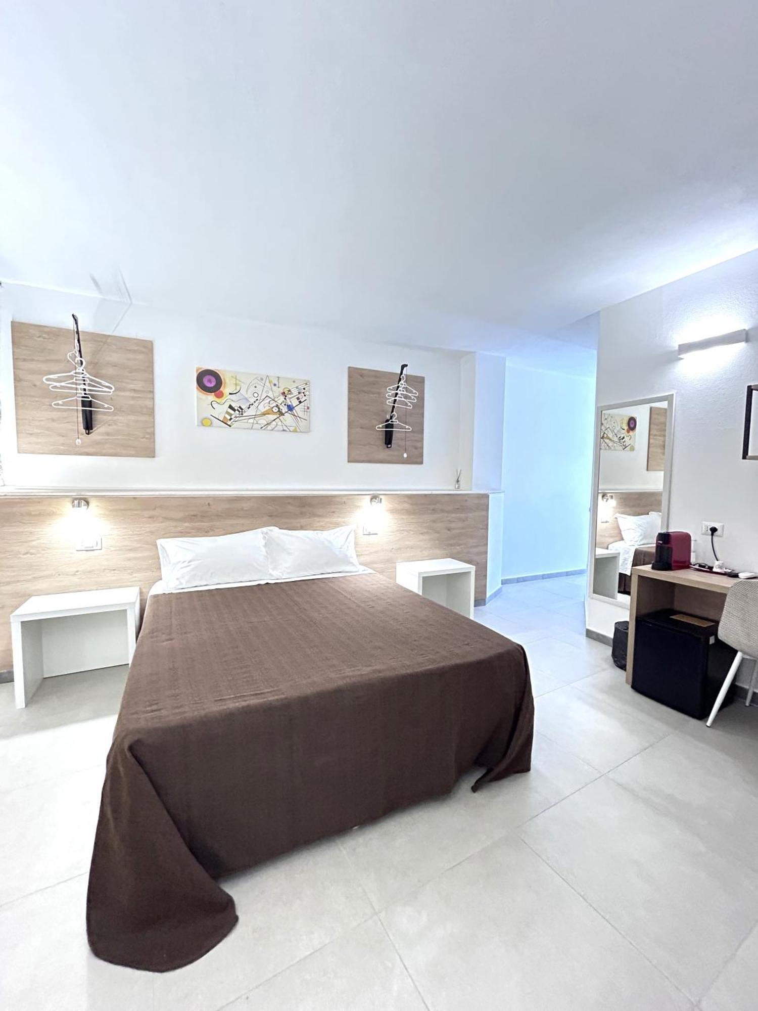 Longevity Hotel 托尔托利 外观 照片